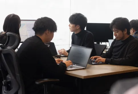 オフィス写真・仕事風景